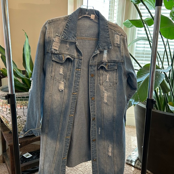 Distressed Denim Jacket - Picture 3 of 6